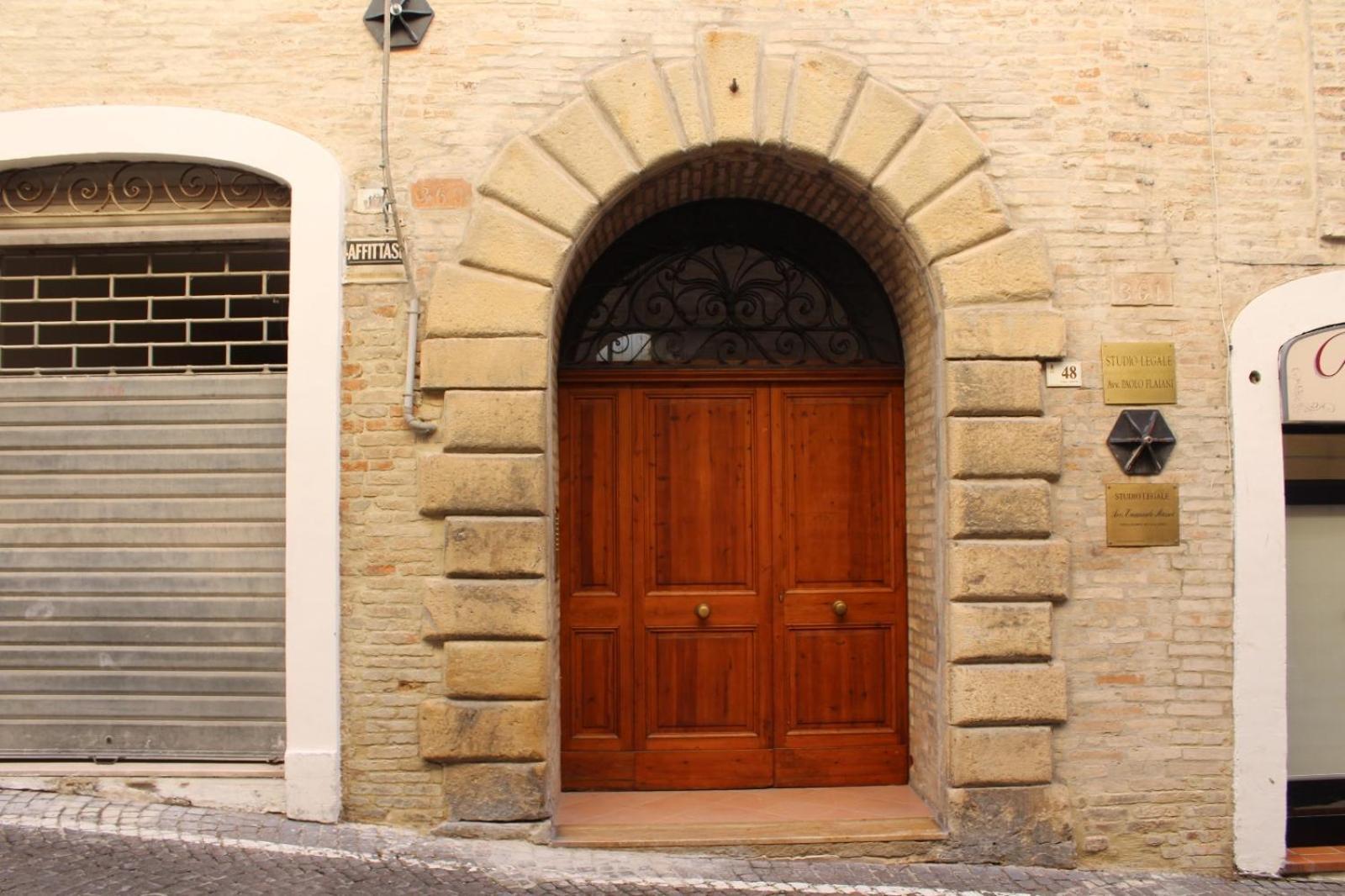 “Antica Dimora” Esclusivo Appartamento Fermo Esterno foto